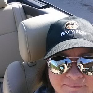 Meet your Posher, Linda